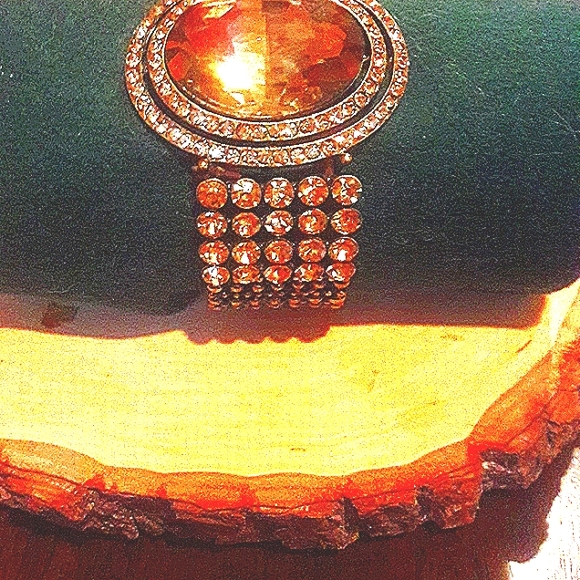 Gold Crystal Stretch Statement Bracelet with Amber Center Stone. - Picture 2 of 4